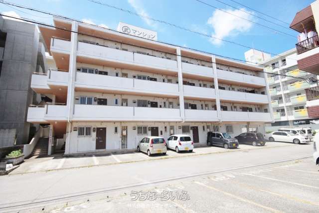 1DK Apartment for Rent in Urasoe City, Okinawa - Maru Take Mansion - Thumbnail 2