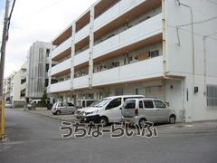 1DK Apartment for Rent in Urasoe City, Okinawa - Maru Take Mansion - Thumbnail 3