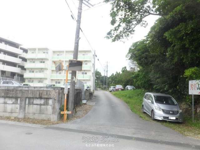 746 sqm Land for Sale in Motobu, Okinawa - Ready to Build - Thumbnail 2