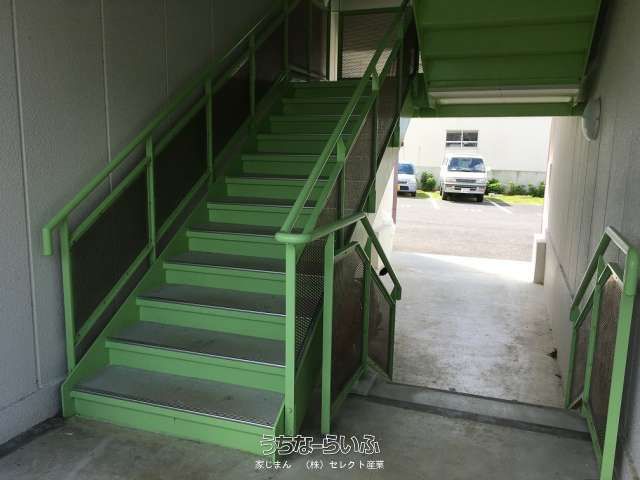 Smile House 102: 2LDK Apartment for Rent in Nanjo City, Okinawa - Thumbnail 2