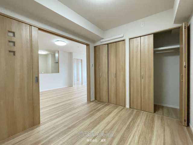 Renovated 3LDK Apartment with Ocean View in Naha, Okinawa - Thumbnail 3