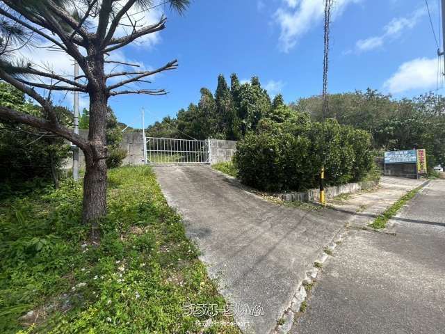 1,700 sqm Land Plot for Sale in Haebaru, Okinawa with Well - Thumbnail 2