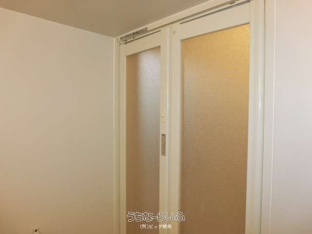 Bonheur House II 101: Zero Initial Cost 1R Apartment in Haebaru, Okinawa - Thumbnail 3