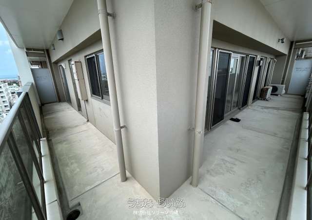 3LDK Apartment with Sea Views in Naha's Milco Mansion Akebono - Thumbnail 2