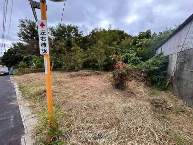 331m² Land for Sale in Uruma City, Okinawa - Two Plots - Thumbnail 3