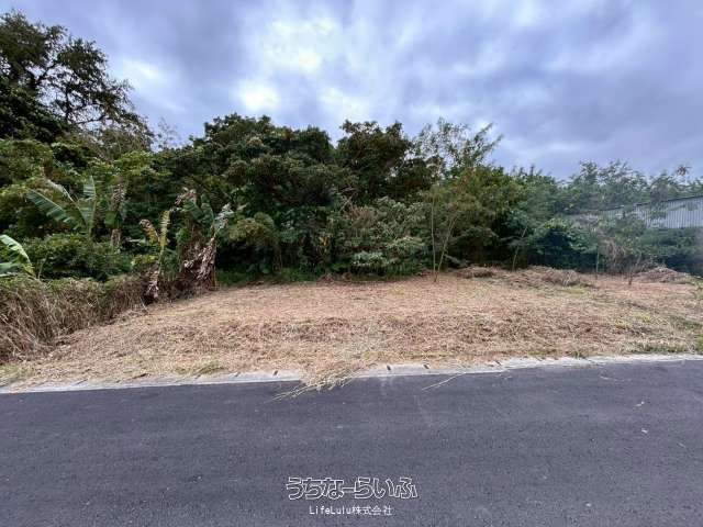 331m² Land for Sale in Uruma City, Okinawa - Two Plots - Thumbnail 4