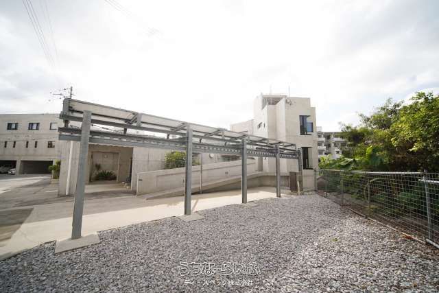 N-FLAT07 Rental House in Urasoe with Rooftop Jacuzzi - Thumbnail 2