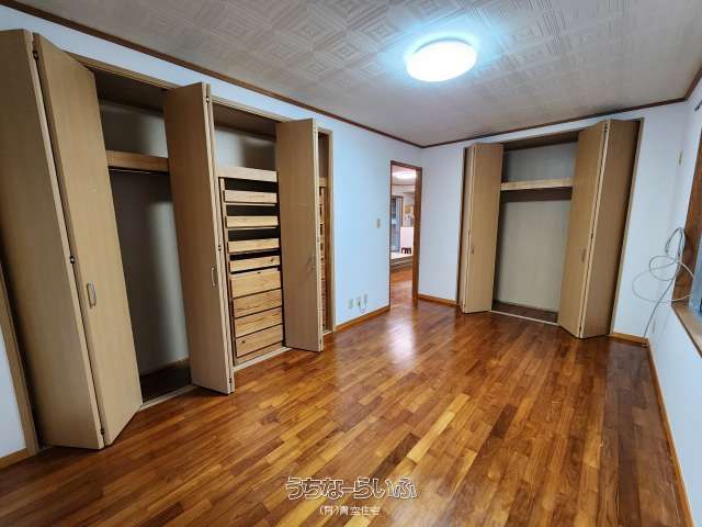 2LDK Rental House with Garden in Kitakagusuku, Okinawa - Thumbnail 4