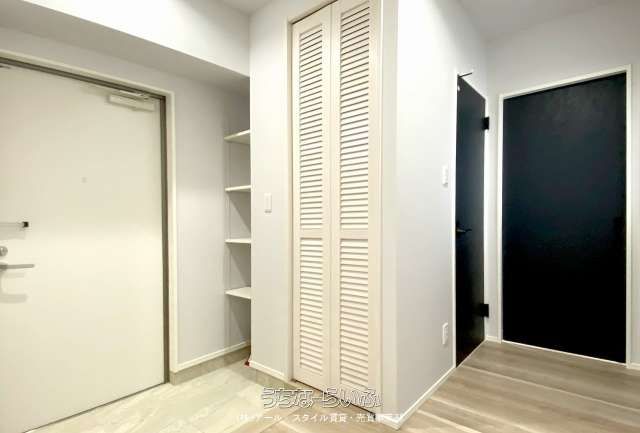 3LDK Apartment with Indoor Parking in Nishihara, Okinawa - Thumbnail 2