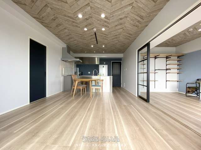3LDK Apartment with Indoor Parking in Nishihara, Okinawa - Thumbnail 3