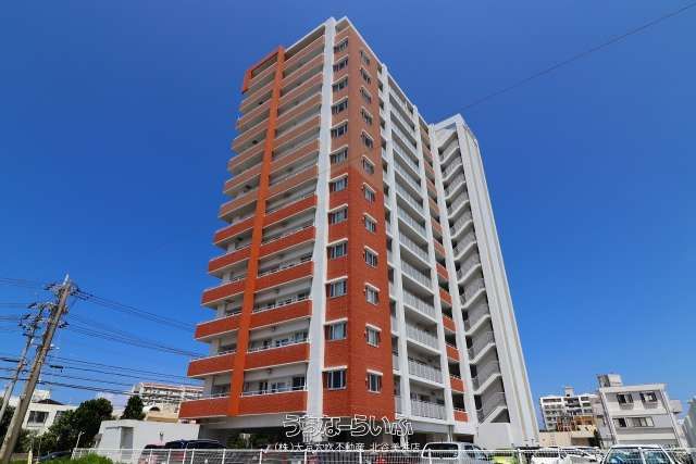 3LDK Apartment for Sale in Lions Mihama Marine City, Chatan - Thumbnail 2