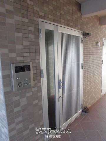 Modern 2LDK Apartment for Rent in Yonabaru, Okinawa - Thumbnail 3
