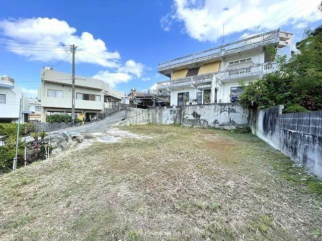 252.23 sqm Land Plot for Sale in Urasoe City, Okinawa - Thumbnail 3