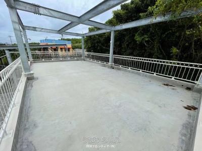 Modern Commercial Property with Ocean Views in Kouri Island, Okinawa — Image 2, Nakijin, Okinawa