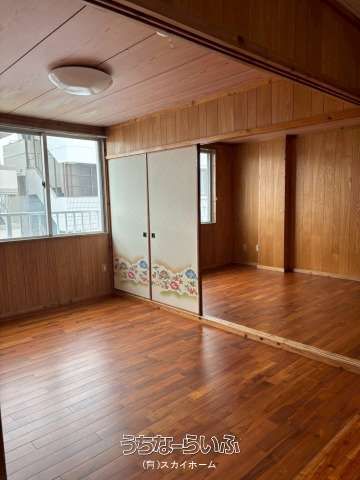 Co-op Isa 2LDK Apartment for Rent in Okinawa City - Thumbnail 3