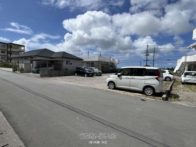 520m² Land for Sale in Nakagusuku Village, Okinawa with Rental Income - Thumbnail 4