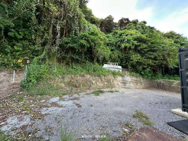290m² Land for Sale in Kitamakaru Village, Okinawa - Thumbnail 3