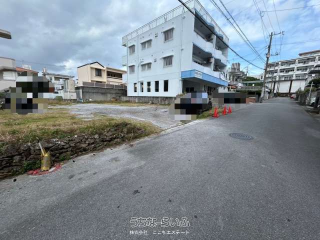 165 sqm Land for Sale in Chatan, Okinawa - Development Plot - Thumbnail 4