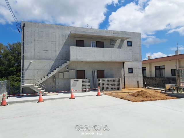 New 2026 Pet-Friendly Apartment with Dog Run in Yomitan, Okinawa - Thumbnail 4