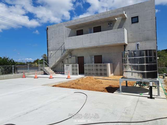 New 2026 Pet-Friendly Apartment with Dog Run in Yomitan, Okinawa - Thumbnail 3