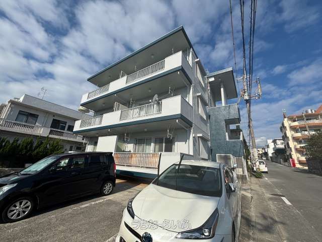 Uruma City Apartment Building for Sale - 6.7% Yield - Thumbnail 2