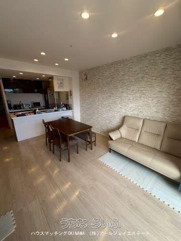 Alpha States Tomigusuku Castle Site Park 806 - Top Floor 3LDK Condo - Thumbnail 2