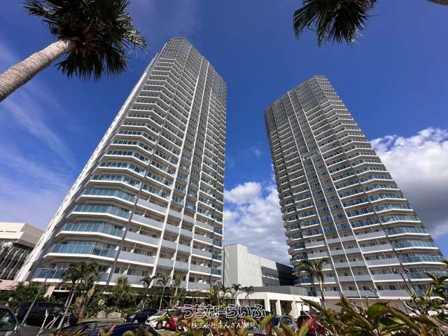 3LDK Apartment for Sale in Naha's Omoromachi, Ryuk Tower The East - Thumbnail 2
