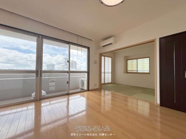 D'Cladia Shintoshin Mark Blanca 13F Corner Apartment with Sea Views - Thumbnail 4