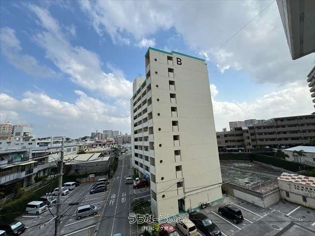 1LDK Apartment for Sale in Urasoe, Okinawa - Investment Property - Thumbnail 2