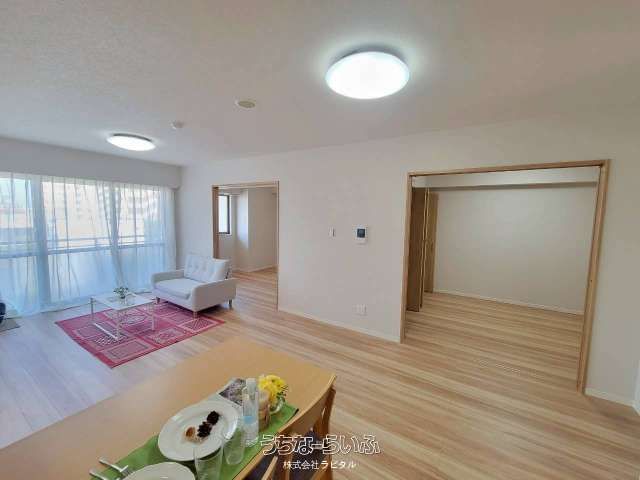 Renovated 3LDK Apartment in Wing Shuttle Naha Ocean View, Naha - Thumbnail 4