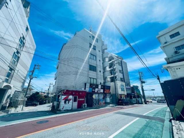 New King Building for Sale - Commercial Tenant Building in Urasoe - Image 1