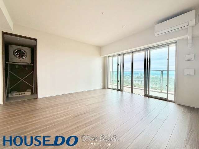 Ocean View 2LDK Apartment for Rent in Mondomio Okinawa Resort Rycom Hills - Thumbnail 2