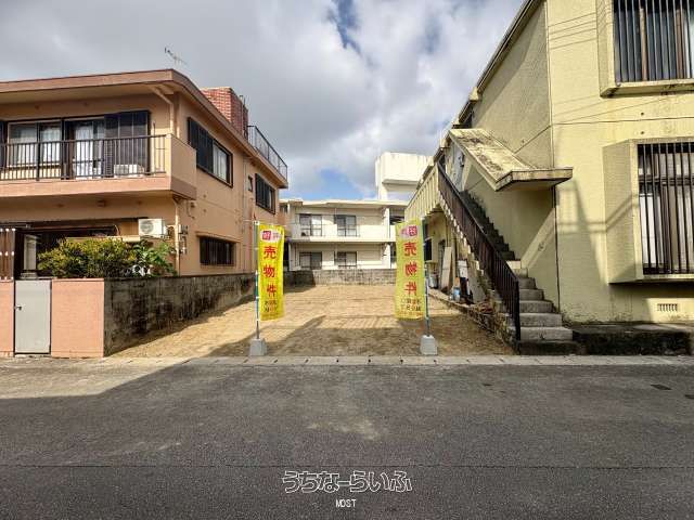 Land for Sale in Naha City, Okinawa - 98.94 sqm with Build Potential - Thumbnail 3