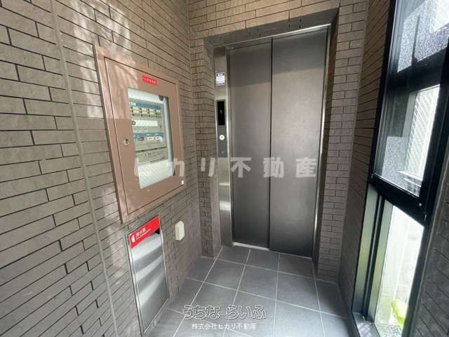 1LDK Apartment for Rent in Naha, 3 Min Walk to Asato Station - Thumbnail 4