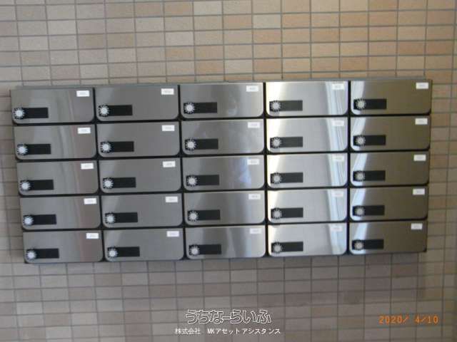 Pet-Friendly 2LDK Apartment for Rent in Naha, Okinawa - Thumbnail 2