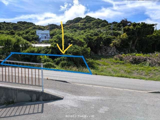 Ocean View Land for Sale in Nanjo City, Okinawa - 256m² - Thumbnail 2