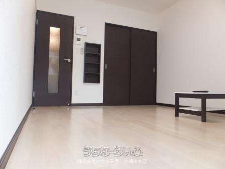 Leopalace Zen Unit 107: Furnished 1K Apartment for Rent in Okinawa City - Thumbnail 2