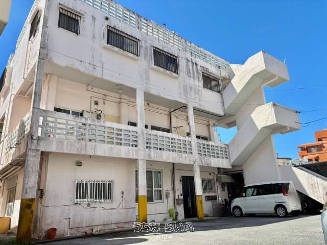 Two-Building Apartment Complex for Sale in Naha, Okinawa - Image 1