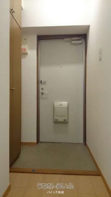 Sunny Hill 101: 2DK Rental Apartment in Nishihara, Okinawa - Thumbnail 4