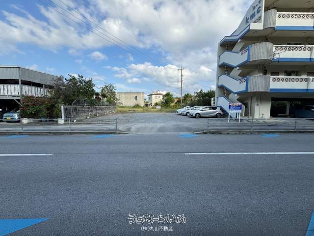 Aozora Parking Monthly Space in Nago City, Okinawa - Thumbnail 2