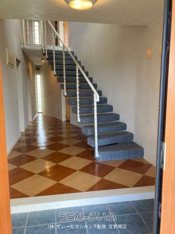 Ocean View Dual Building Investment Property in Uruma, Okinawa - Thumbnail 2