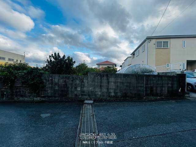 172 sqm Level Land Plot for Sale in Yaese Town, Okinawa - Thumbnail 2