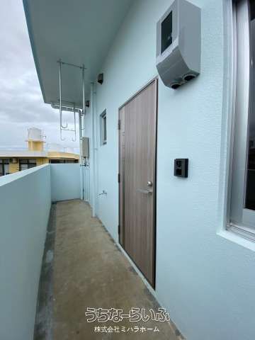 2DK Apartment for Rent in Okinawa City, Yamazato - Thumbnail 2