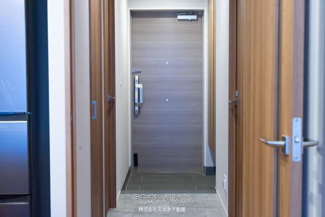 Premist Urasoe Minatogawa 2LDK Apartment with Sea View - Thumbnail 3