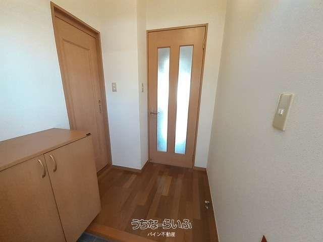Grace 103: 1LDK Apartment for Rent in Tomigusuku, Okinawa - Thumbnail 4