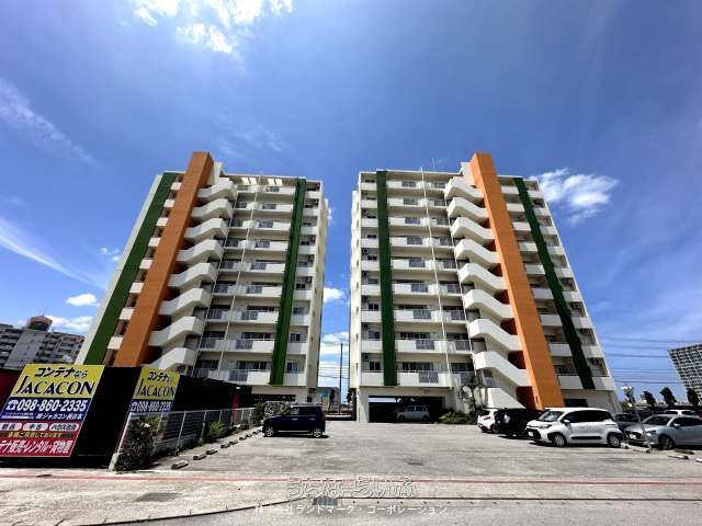 Rental Apartment in Chatan, Okinawa with Sea View | 2LDK - Thumbnail 2