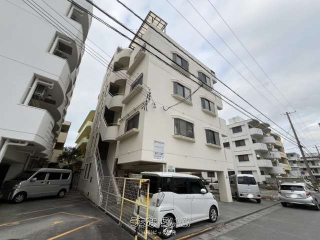 Fully Occupied 3LDK Apartment Building for Sale in Itoman, Okinawa - Thumbnail 3