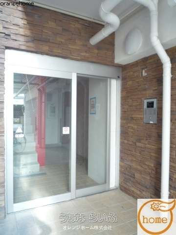 2LDK Apartment for Rent in Naha City, Okinawa | 7th Floor RC Building - Thumbnail 2