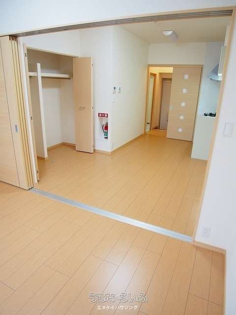 1DK Apartment for Rent in Naha City, Okinawa - Thumbnail 4