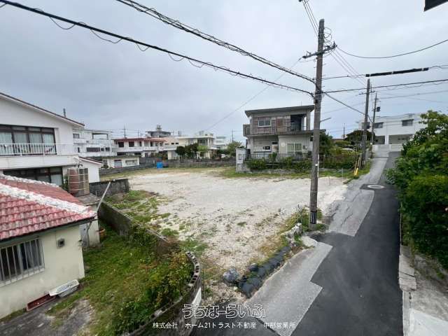 Large Parking Lot for Rent in Okinawa City, Okinawa - Thumbnail 2
